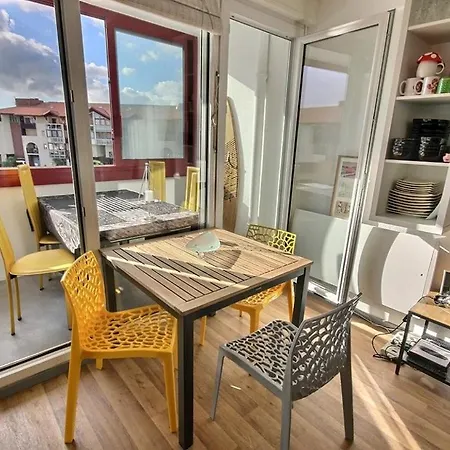 Renove Proche De La